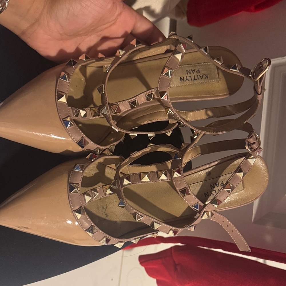 Kaitlyn Women's Beige Studded Heels